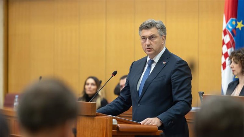 Proračun je socijalno osjetljiv, održiv i ambiciozan -  prihodi  28,5 milijardi eura, rashodi 32,6 milijardi eura